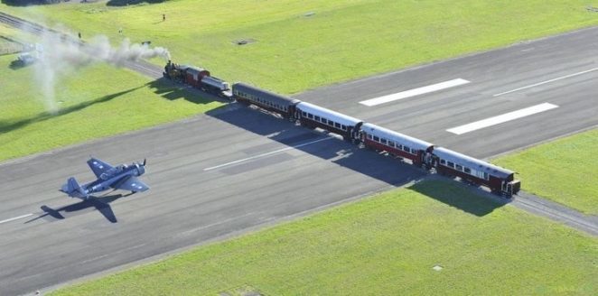 Аэропорт Гисборн в Новой Зеландии — место где взлётную полосу пересекает железная дорога